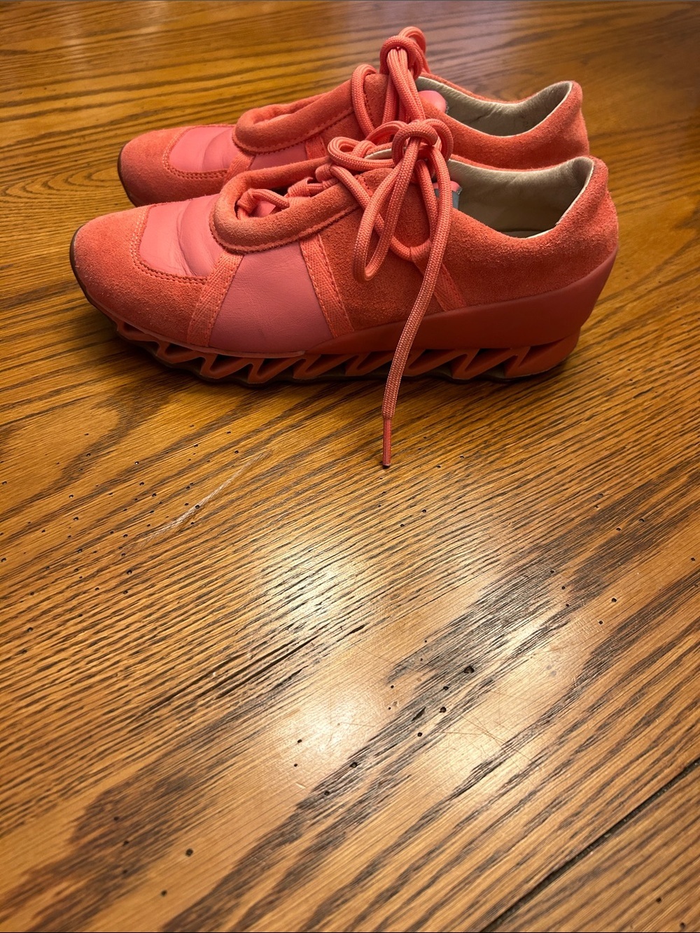 Camper Coral Lace-Up Casual Sneakers Bernard Willhelm Size 39
Bin6